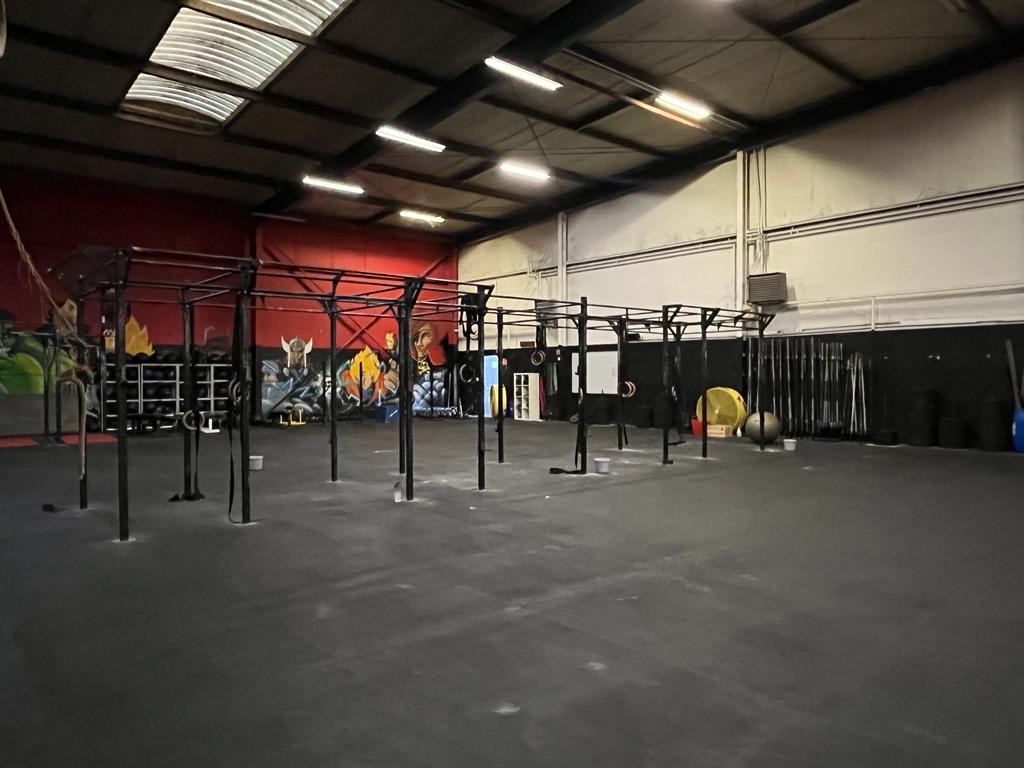 Comment remplir une salle de sport toute l'année (sans dépendre du bouche-à-oreille)